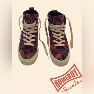 FARM Rio Vibrant Red and Pink Sneakers with Eye-Catching Design